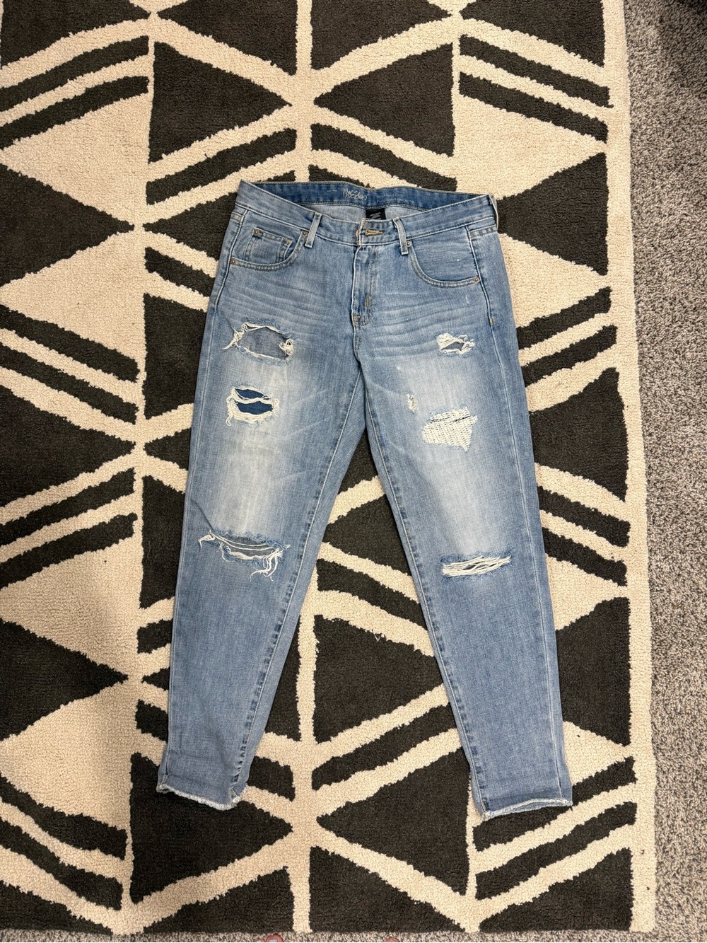 Mossimo (Target brand) Women's Light Blue Distressed Skinny Jeans
